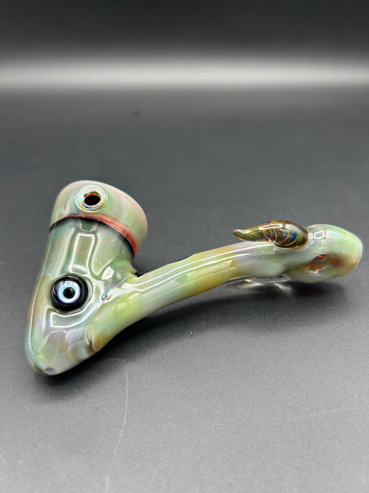 Stuff and puff green exotic Sherlock w/ @DDG Horns